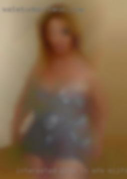 Interested plus in mfm milfs or preferably fmf in Connecticut.