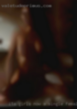 It's girls now a single female's nude profile near Trumann Arkansas.