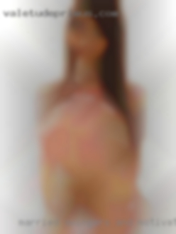 Married swingers and motivated to be discreet!